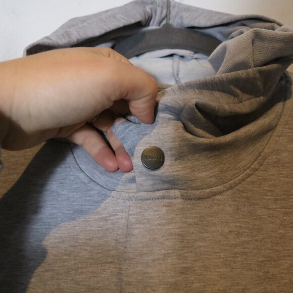Vuori Mens Austin Hoodie Pullover XL Light Heather Gray Athletic Stretch Casual - Picture 5 of 6